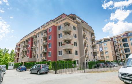 Уютен апартамент в комплекс със сауна VIP зона - Снимка 2