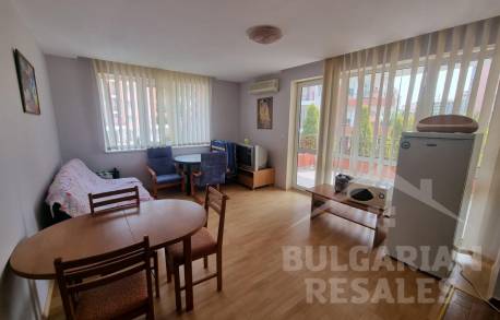 Просторен апартамент на брега на морето с голяма тераса - Снимка 3