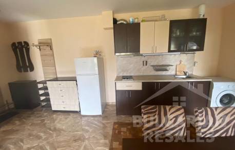 Apartment in the complex, with roses and beautiful grounds - Photo 6