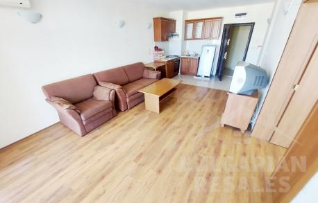 Large apartment in the complex Semiramida Garden - Photo 6