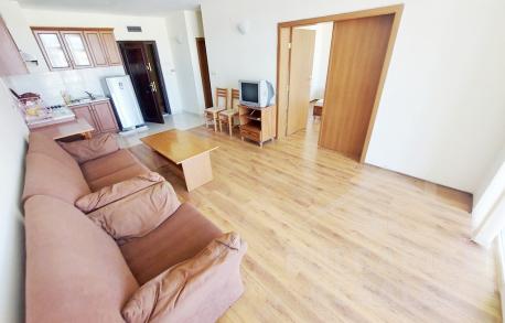 Large apartment in the complex Semiramida Garden - Photo 2