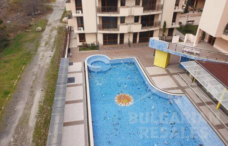 Апартаменти с гледка към планината в Sunny Victory - Снимка 8