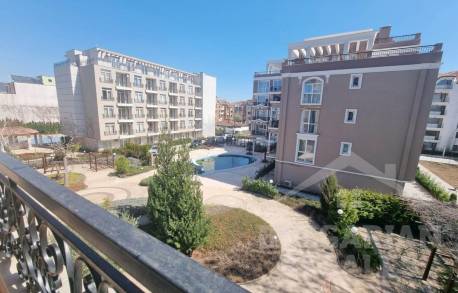 Buy an apartment in a luxury complex Izida Palace - Photo 8