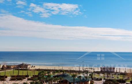 Изглед към морето, апартамент в комплекс Majestic - Снимка 8