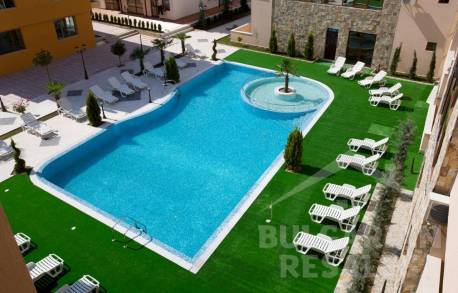 Apartment in the center of the resort for a good price - Photo 2