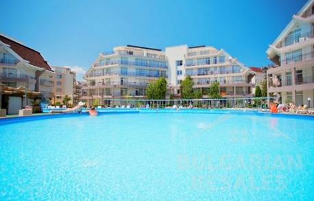 Tanie mieszkanie z dwiema sypialniami nad morzem - Фото12