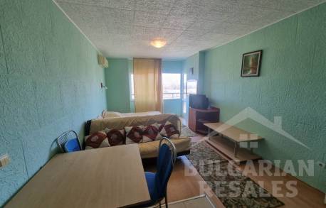 Не дорогая квартира в закрытом комплексе  - Фото2