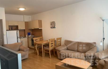 Отличная квартира с видом на бассейн в комплексе Ясен - Фото9