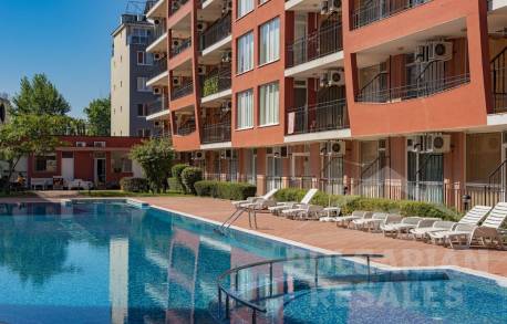 Готовы к сделке! Студия с мебелью в центре курорта - Фото10