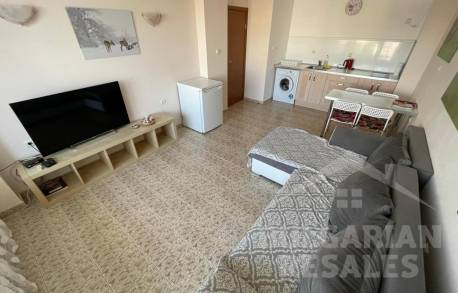 Apartment in a complex close to the sea and the town of Nessebar - Photo 5