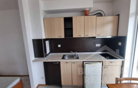 Студио в развита част на курорта - Снимка 3