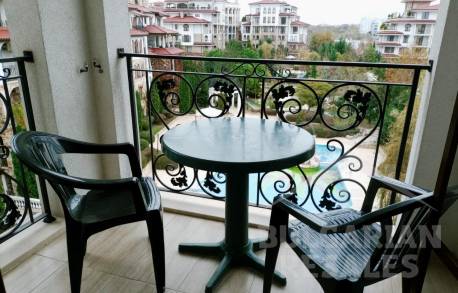 Тристаен в комплекс Esteban - Снимка 19