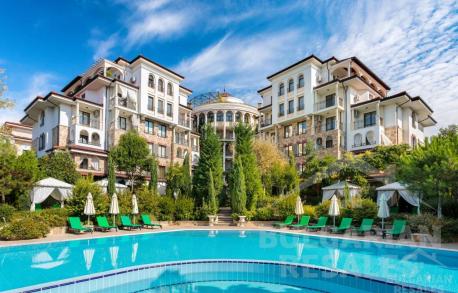 Ексклузивно! Луксозен пентхаус в комплекс „Естебан“ - Снимка 1