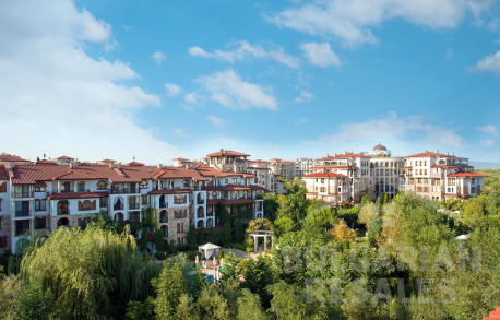 Тристаен в комплекс Esteban - Снимка 16