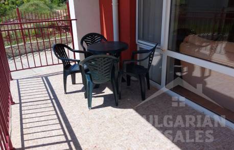 Prízemný byt s výhľadom na more v komplexe prvej línie - Фото4