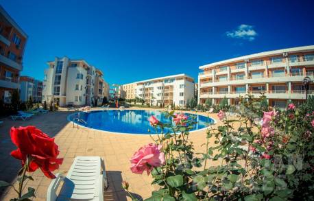 Трехкомнатная квартира в комплексе Holidey Fort Golf Club - Фото1