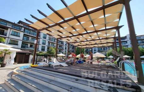 Двухкомнатная квартира у моря в комплексе Болгариан Роуз Гарден - Фото19