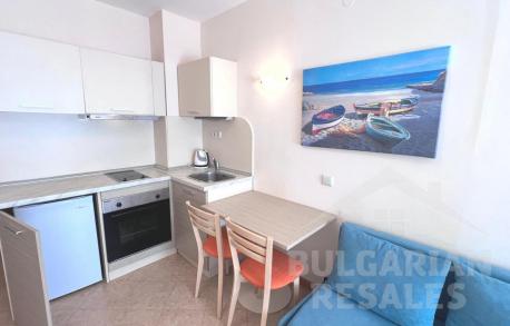 Bright studio in the complex “Royal Sun” - Photo 5