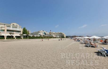 Лучшая цена за апартамент на 1 линии в комплексе Sunset Resort  - Фото3