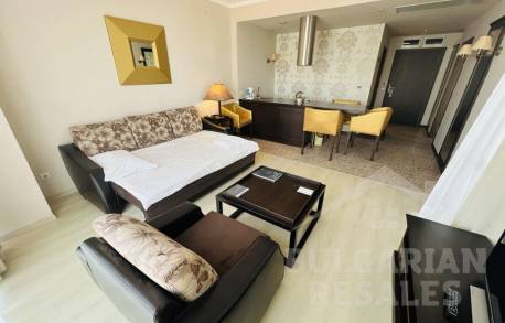 Бърза сделка! Апартамент в комплекс Роял Бийч Барсело - Снимка 8