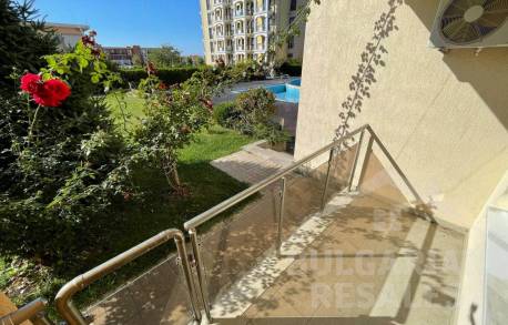 Apartment in Anna Marina complex on the first floor - Photo 2