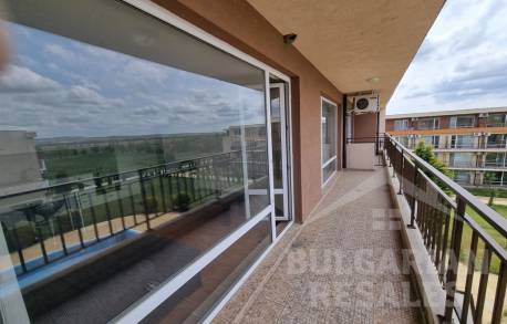 Просторен апартамент в комплекса Холифей Форт - Снимка 9