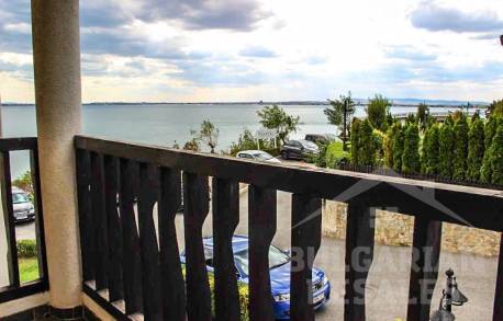 Изгодна оферта за покупка на апартамент с изглед към морето - Снимка 5