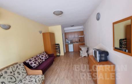 A great investment! Studio with access to the pool - Photo 4