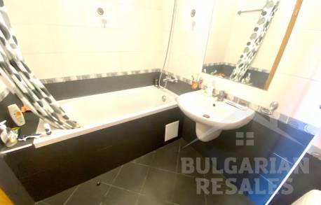 Красив апартамент с изглед към морето в Райската градина - Снимка 5