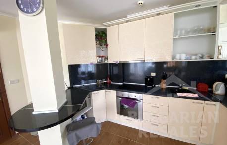 Луксозна вила с 4 спални в комплекса - Снимка 3