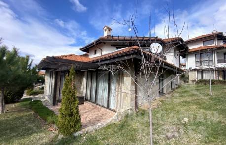 Луксозна вила с 4 спални в комплекса - Снимка 17