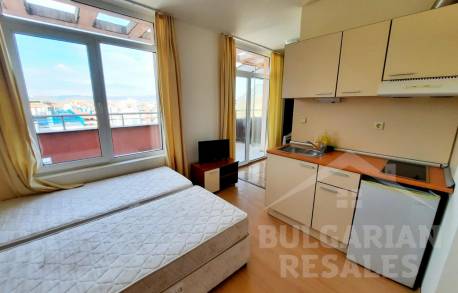 Buy a studio by the sea at a bargain in the complex Rainbow  - Photo 2