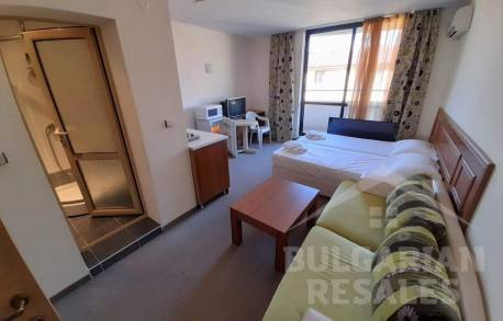 Not expensive studio in the Avalon complex - Photo 1