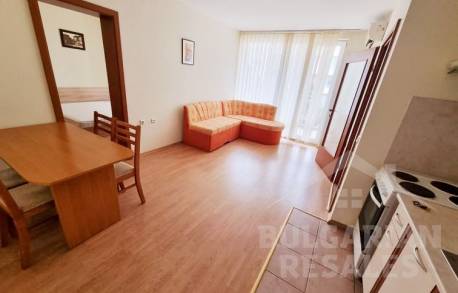 Уютен апартамент в комплекс с голяма територия - Снимка 6