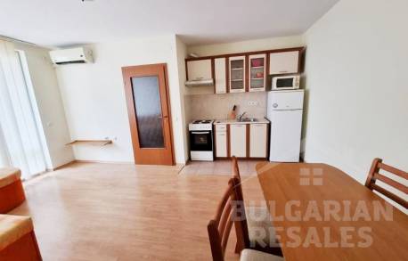 Уютен апартамент в комплекс с голяма територия - Снимка 4