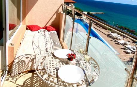 Супер инвестиция! Апартамент с три спални и гледка към морето - Снимка 9