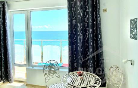 Супер инвестиция! Апартамент с три спални и гледка към морето - Снимка 5