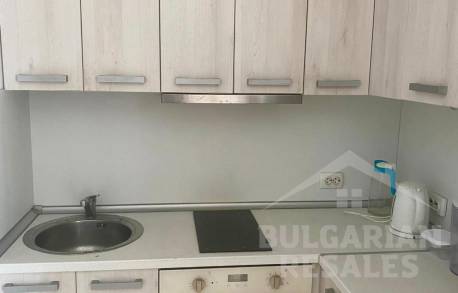 Quick bargain! Spacious apartment in a cozy complex  - Photo 4