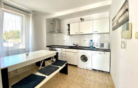 Супер инвестиция! Апартамент с три спални и гледка към морето - Снимка 4