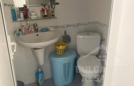 Quick bargain! Spacious apartment in a cozy complex  - Photo 9