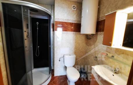 Трехкомнатный апартамент на 1 линии  - Фото18