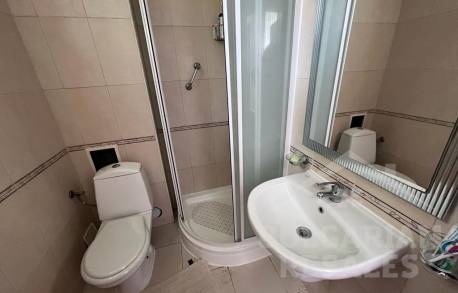 Апартамент с две спални и тераса с достъп до терена - Снимка 10