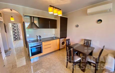 Луксозен недвижим имот на брега на морето Esteban complex - Снимка 6