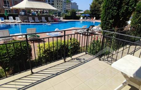 Быстрая сделка! Студия в большой террасой и видом на бассейн - Фото2