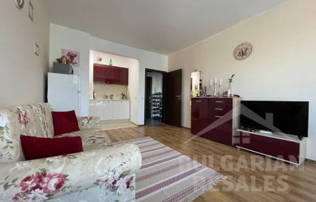 Апартамент с хорошей мебелью в 300 м от пляжа - Фото 2