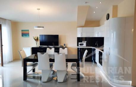 Two bedroom apartment with excellent repair in the complex Santa Marina - Photo 6