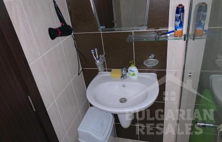 Апартамент с гледка море в елитен комплекс - Снимка 15