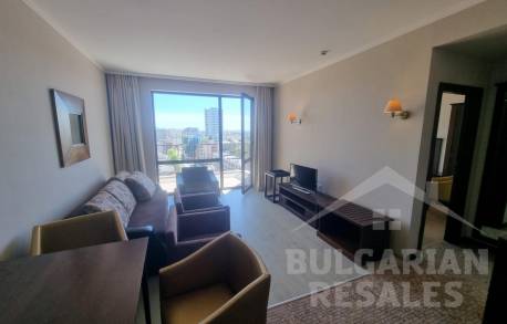 Красив апартамент с една спалня и гледка към морето в елитен комплекс - Снимка 5