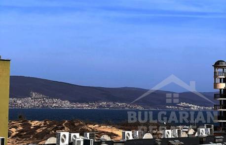 Výhľad na more, prvá línia, apartmán s praktickým dispozičným riešením, Slnečný breh - Фото2