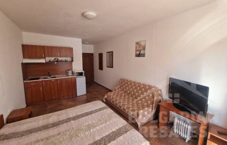 Stanovanje v kompleksu v bližini Nessebarja - Фото5